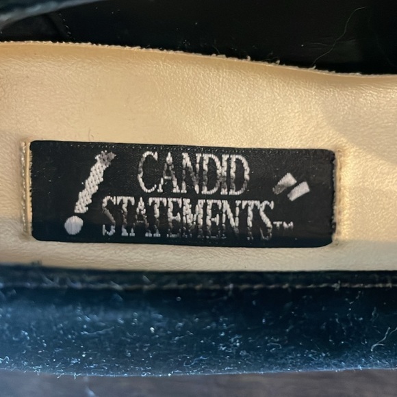 Black Velvet Candid Statements loafers with slight heal and black bow size 8M - Picture 2 of 7